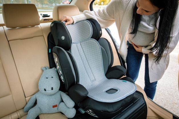 Prodyšná podložka do autosedačky Breeze sk. 1 Ice Grey